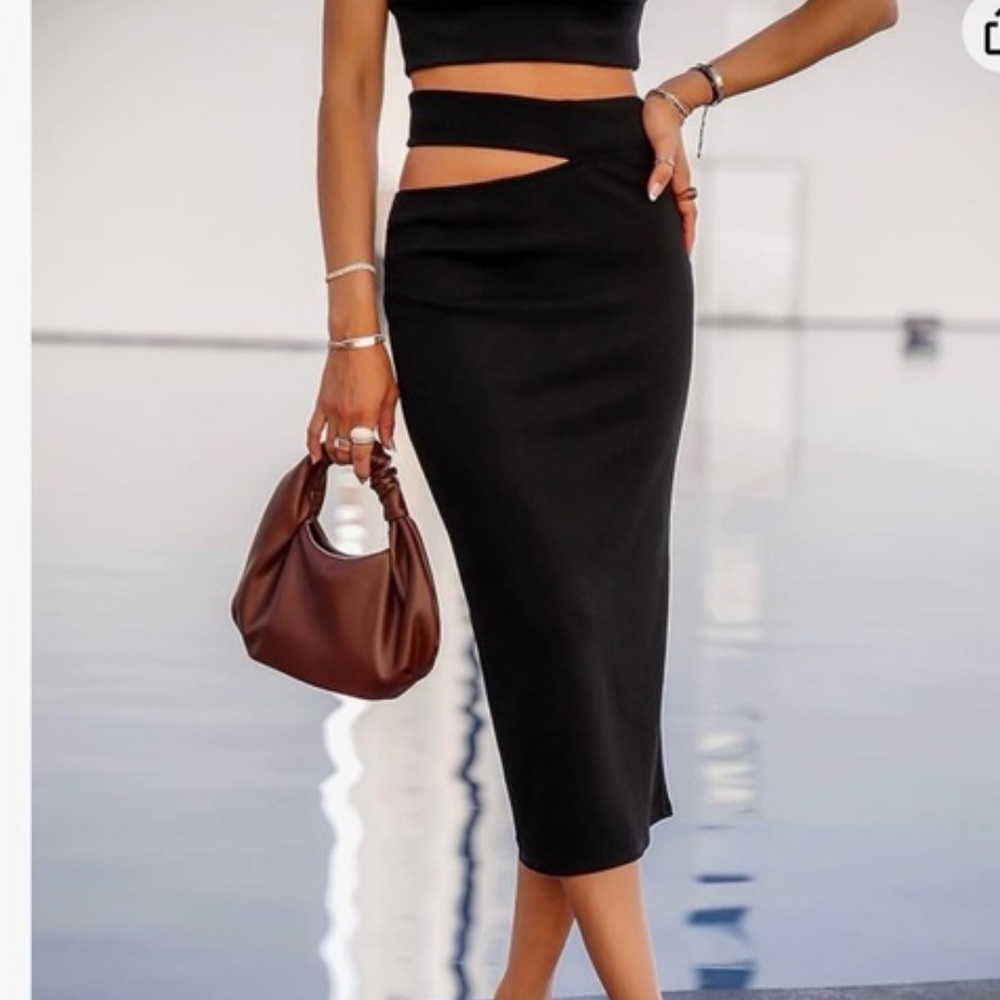 The Drop black cutout skirt Size 2xl Black nwt